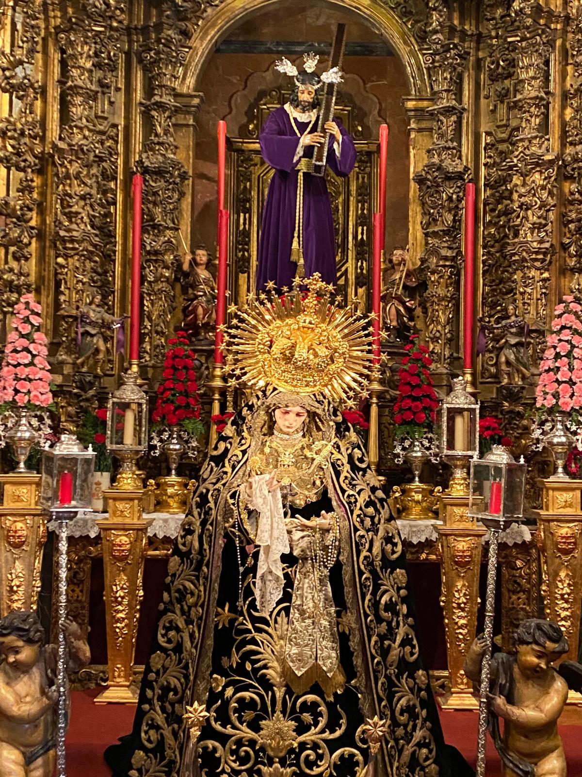 Solemne besamanos a Mª Stma. de las Lágrimas