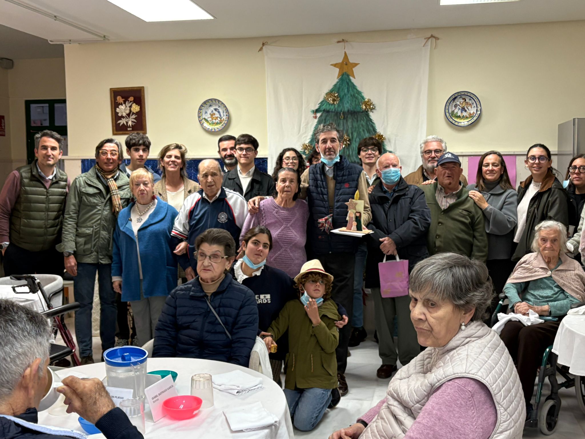 Visita de Hermandad a Residencias